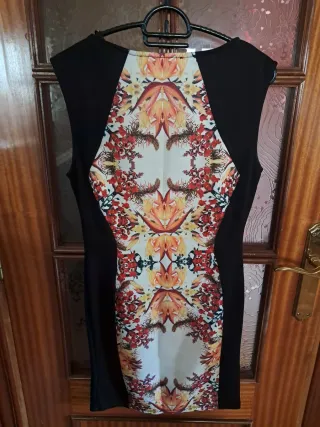 Vestido corto floral