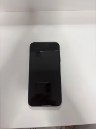 iPhone 11 Morado 64GB