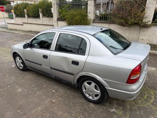 Opel Astra 1.8 16v