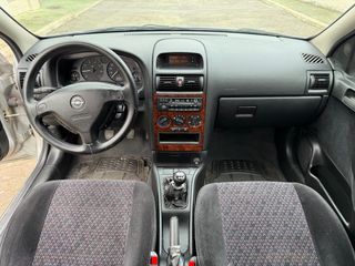Opel Astra 1.8 16v