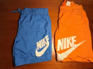 2 bañadores Nike