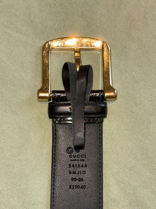 Cinturón Gucci Negro Hebilla Dorada