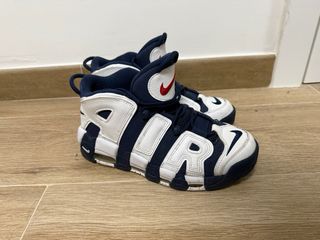 Zapatillas Nike y Adidas Negras