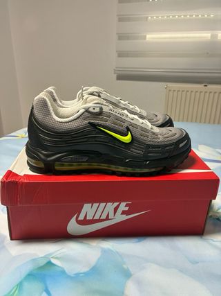 Nike Air Max TL 2.5 Talla 46 Gris Neón