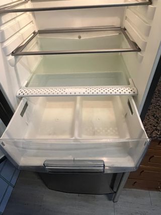 CHOLLO urge vender Frigorífico Combi AEG No Frost