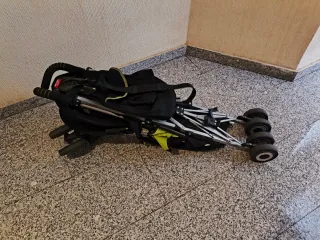 Silla de paseo McLaren, con burbuja y sombrilla