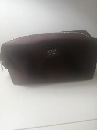 Neceser Grande Calvin Klein Marrón doble posicion