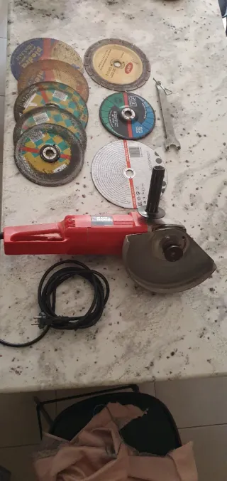 Amoladora Profesional 2000W GRANDE 230mm disco