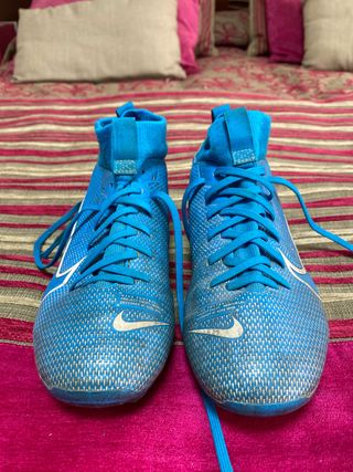 Botas de fútbol Nike Mercurial Talla 35