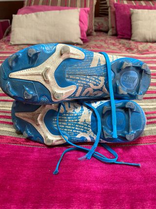 Botas de fútbol Nike Mercurial Talla 35