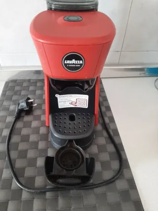 Macchina Caffè Lavazza Modo Mio Tiny Eco Rossa