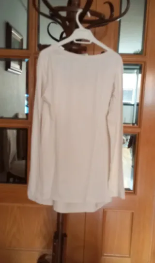 Camiseta premamá beige y blanca