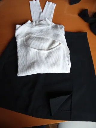 Conjunto 2 jerseys y falda