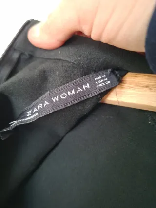 Vestido negro ZARA cuello lazo