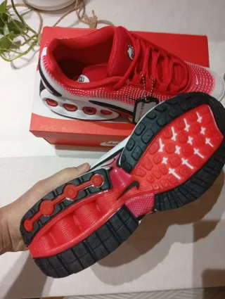 Nike Zapatillas Rojas y Blancas
