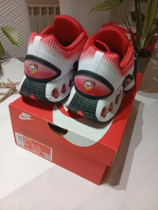 Nike Zapatillas Rojas y Blancas