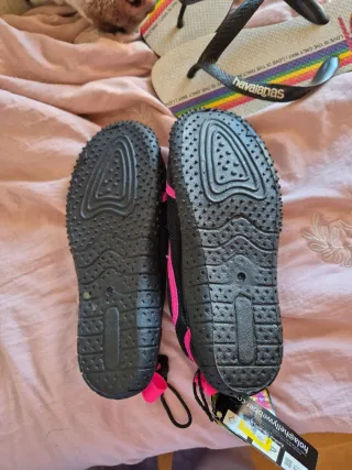 Escarpines nuevos talla 36