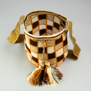 Bolso Wayuu tejido a mano Colombia