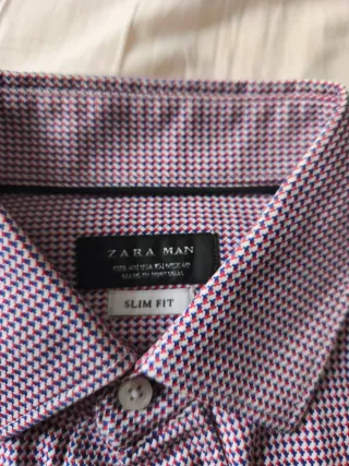 Camisa Zara Estampada Morado y Blanco