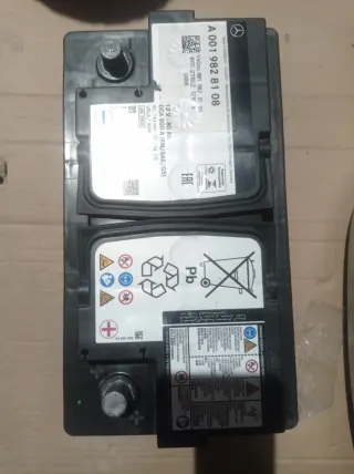 Batería Coche AGM 80Ah Mercedes Varta A0019828108