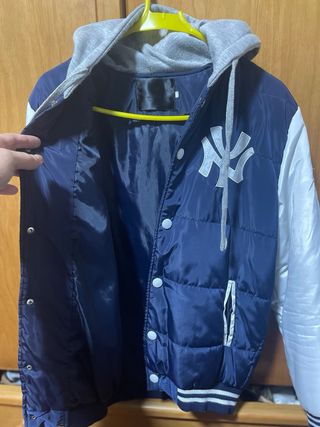 Casaco New York Yankees com Capuz
