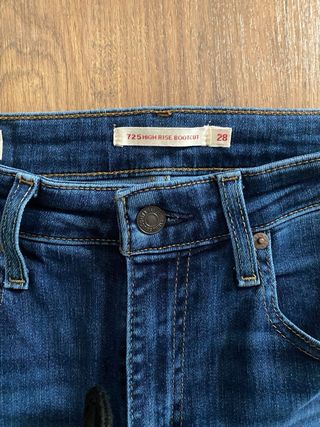 Pantalones Levi's 725