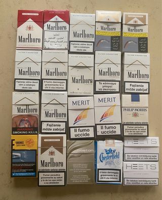 Pacchetti vuoti da collezione