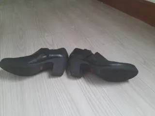 Botines de piel Yokono talla 38