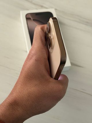 iPhone 16 Pro Max 256 GB Dorado