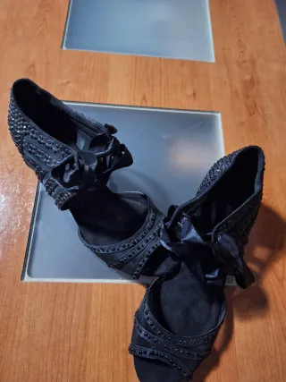 Zapatos Baile Mujer T39/40. Sólo recogida en mano.
