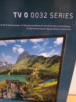 Televisor 32 nuevo + Soporte pared en Toledo