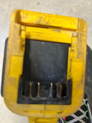 Dewalt DCF880 Llave de Impacto 18V