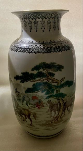 Jarrón Chino Porcelana Familia Verde, sigloXIX