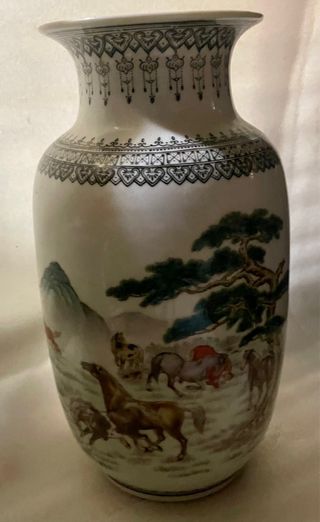 Jarrón Chino Porcelana Familia Verde, sigloXIX