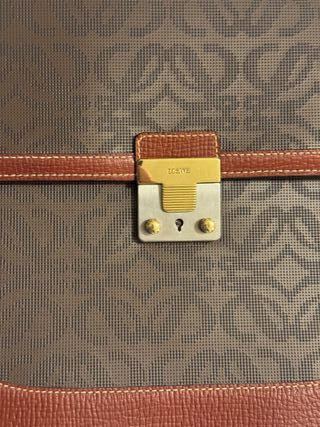 Portadocumentos Maletín Loewe Marrón y Dorado Piel