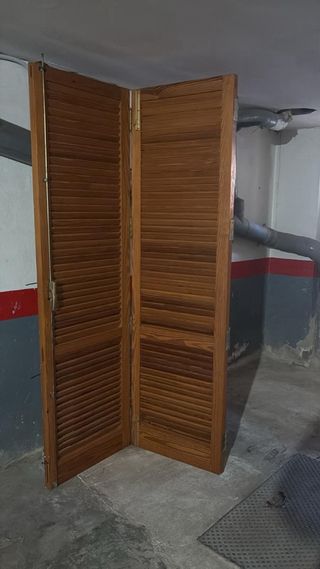 Puerta madera tipo marquesina
