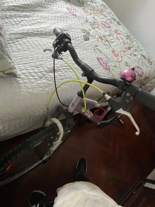 Bicicleta infantil Btwin morada