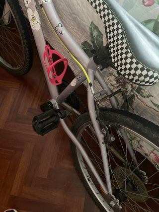 Bicicleta infantil Btwin morada