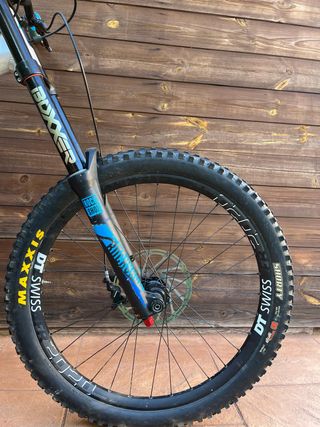 Bicicleta Downhill Canyon Sender AL