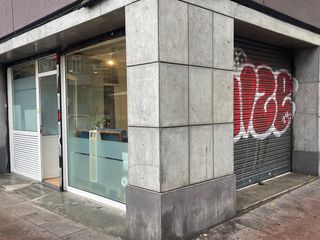 Traspaso local comercial de esquina