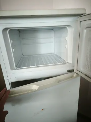 Nevera Smeg con Congelador