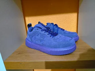 Zapatillas moradas