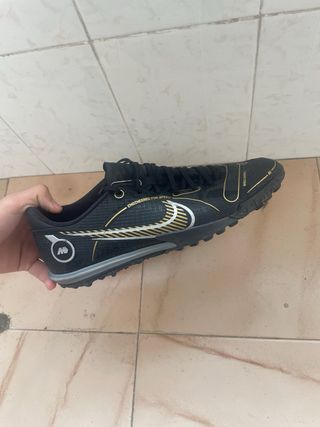 Nike Mercurial Vapor 14 Academy TF Negro/Dorado