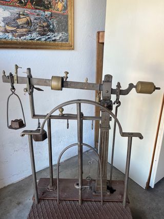Bilancia d'epoca restaurata