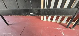 Base de cama de madera grande