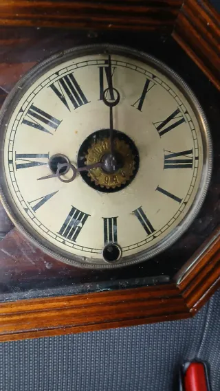 Reloj antiguo de sobremesa