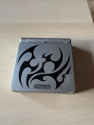 Consola Game Boy Advance SP Plata.