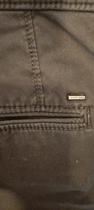 Pantalón chino negro