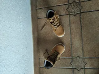 Botas niño marrones talla 31