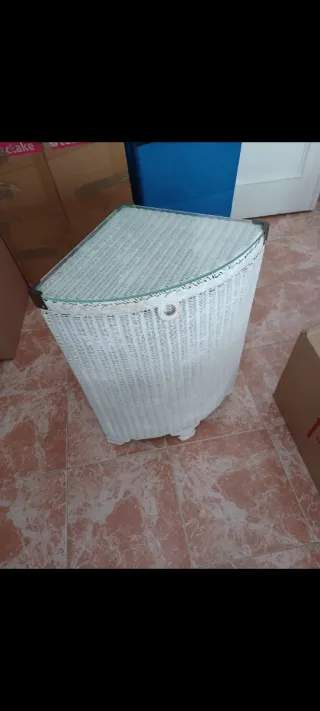 Tavolino angolo vimini e cristallo